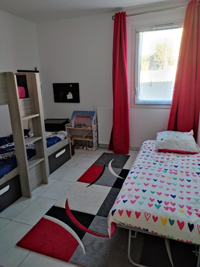 Bel Appartement Avec Terrasse - Plage De Carro A Pied 马蒂格 外观 照片